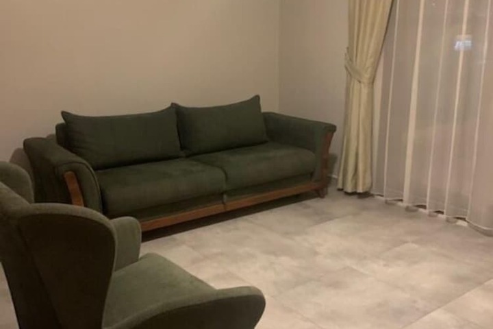 Room 18 of 159