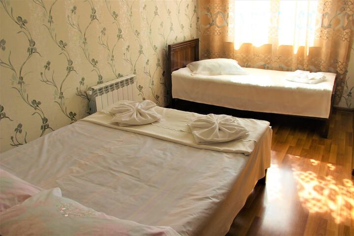 Room 8 of 17