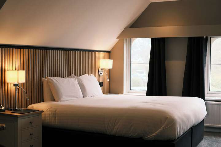 Room 45 of 116
