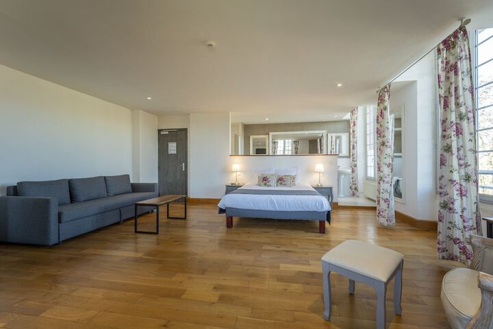 Room 16 of 67