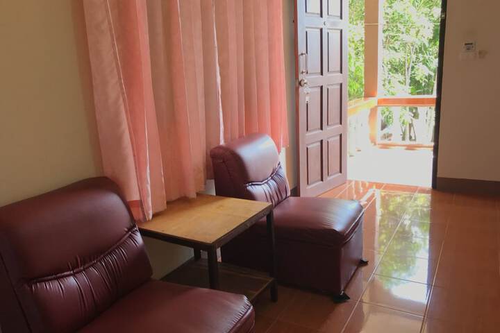 Room 13 of 63