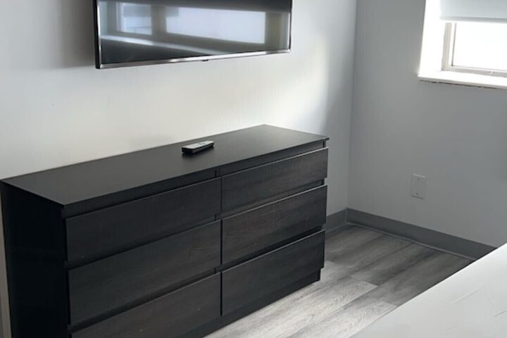 Superior Room 1 Queen Bed Kitchenette (9 of 26)