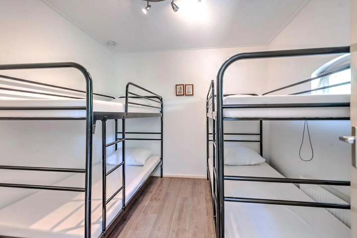 Room 3 of 21