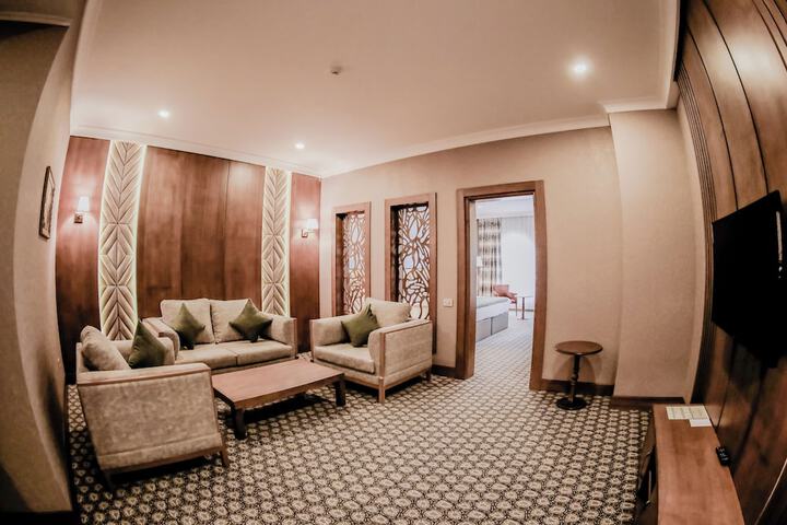 Room 2 of 24