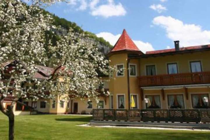Hotel 15 of 20