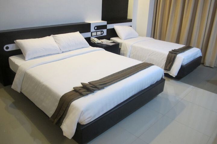 Room 7 of 39