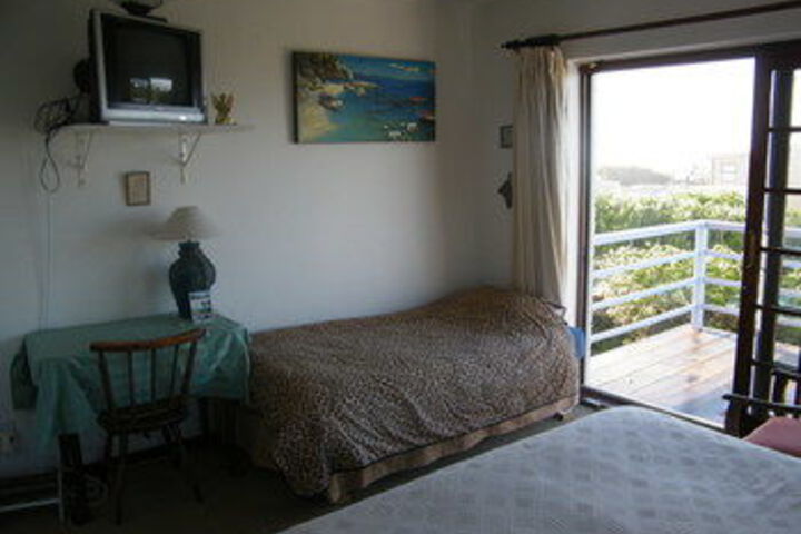 Room 13 of 25