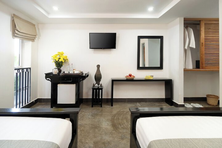 Room 40 of 96
