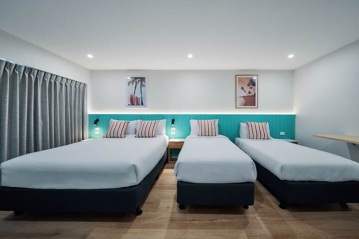 Room 10 of 52