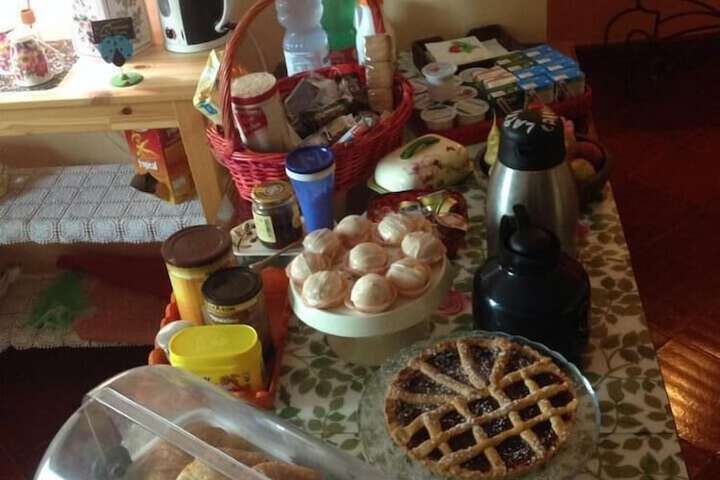 Breakfast/Coffee Service 20 of 35