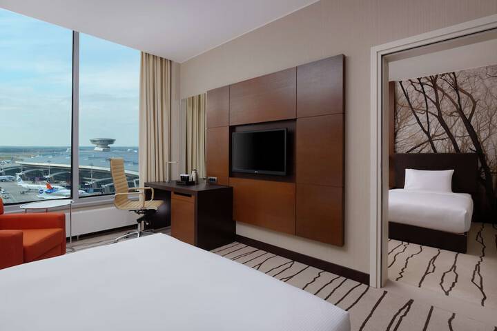 Room 30 of 116