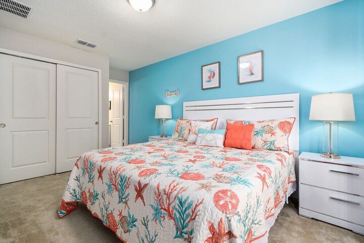 Room 2 of 27