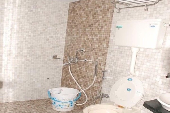 Clean Restrooms