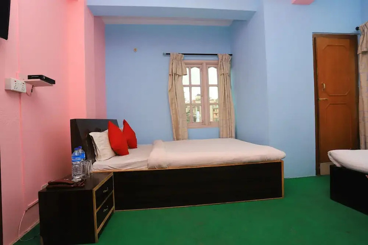 Room 3 of 22