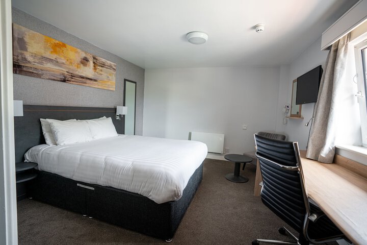 Room 10 of 44