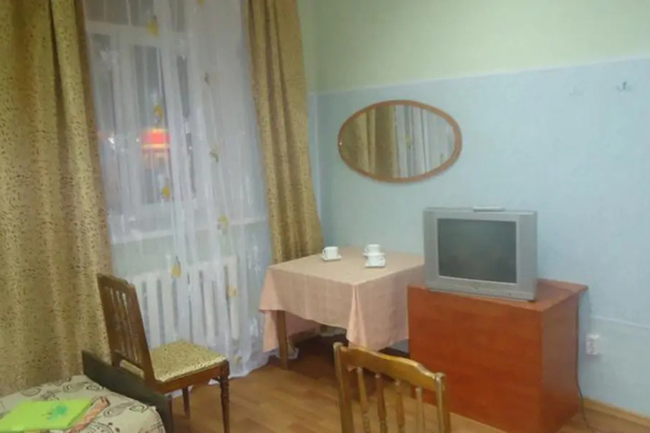 Room 3 of 15