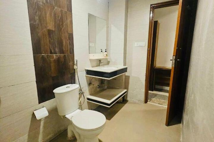 General 5 of 26
