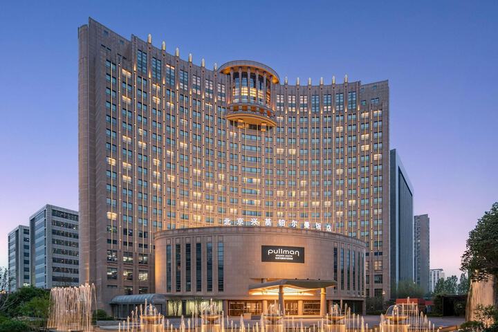 Hotel 128 of 133