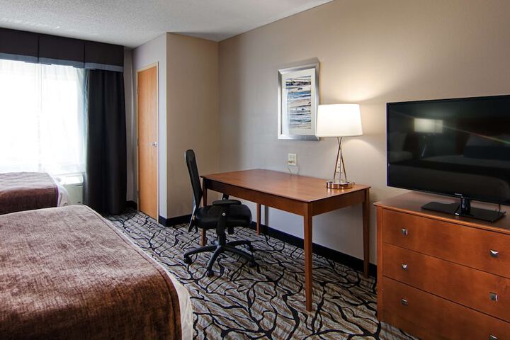 Suite 2 Queen Beds Sofa Bed Microwave and Refrigerator Full Breakfast (33 of 59)