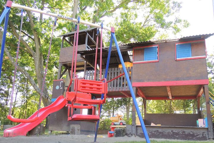 Childrens Activities 217 of 272