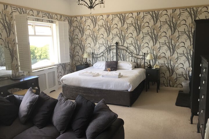 Room 19 of 132