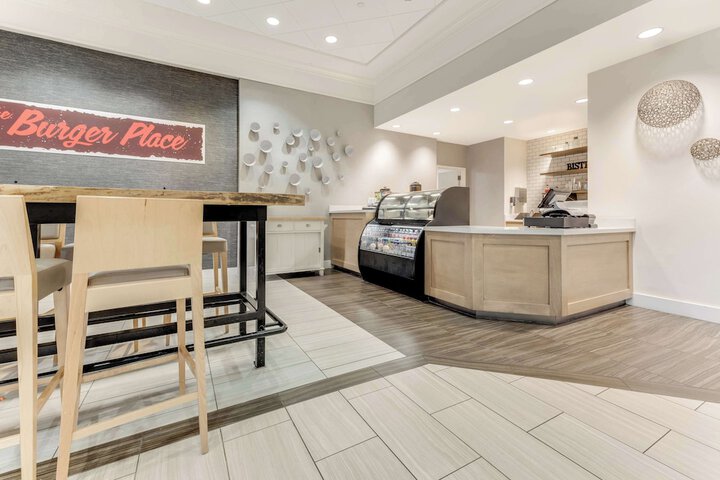 Snack bar
