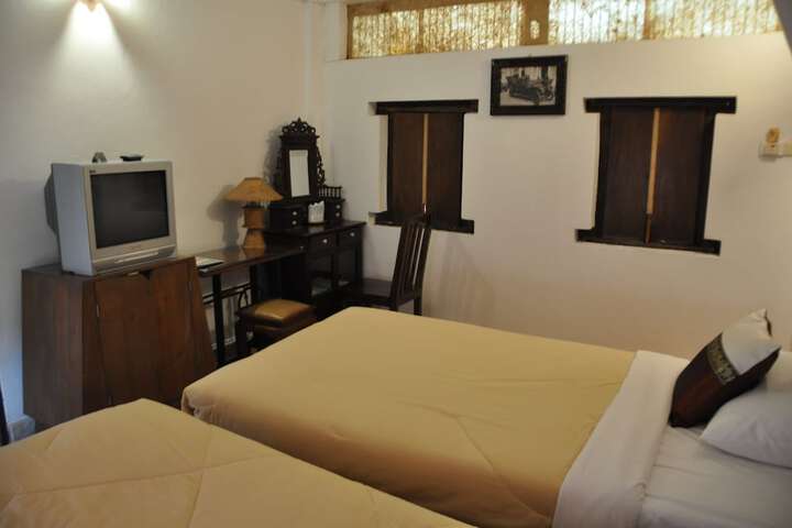 Room 18 of 161