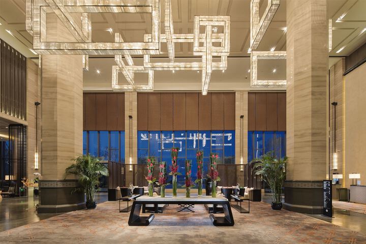 Hotel Lobby