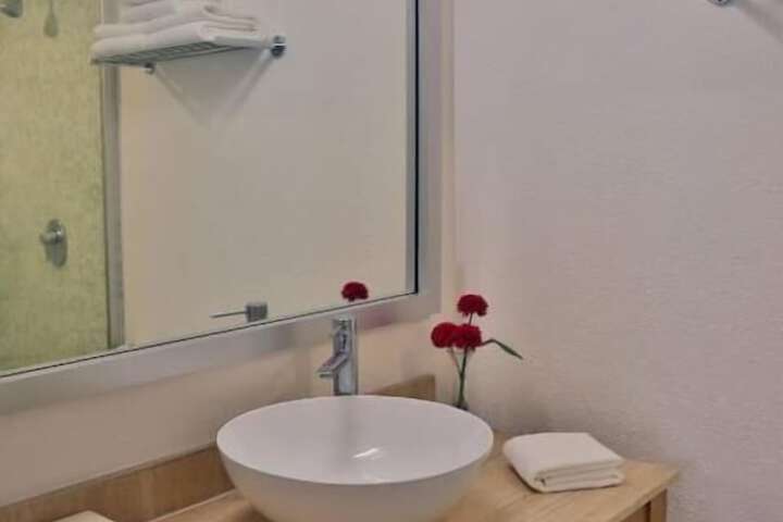 Room 6 of 21