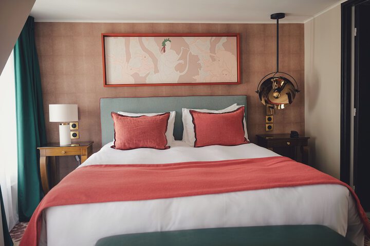Room 28 of 89