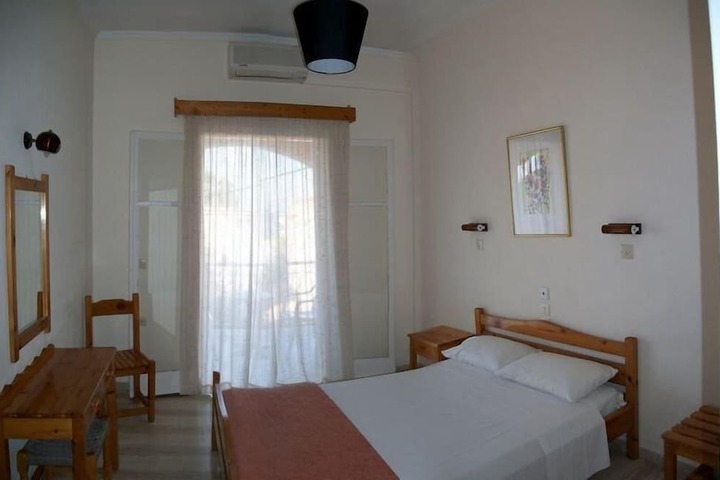 Room 65 of 121