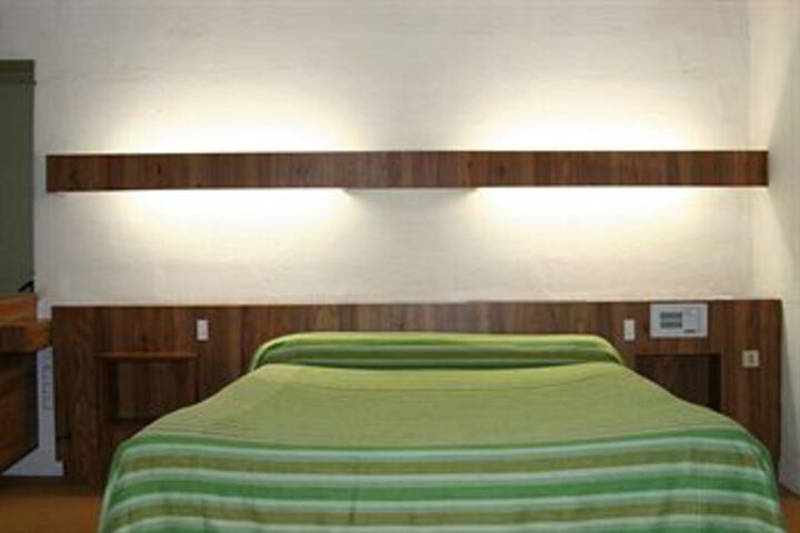 Room 12 of 29