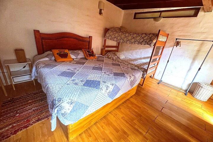 Room 17 of 150
