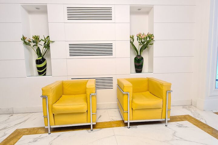 Entrance & Lobby