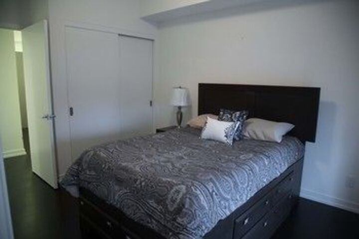 Room 8 of 21