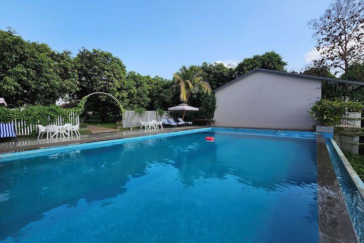 Pool 20 of 36