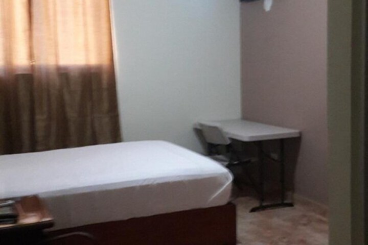 Room 18 of 35