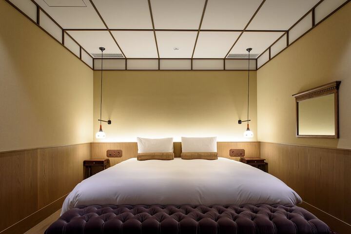 Room 3 of 25