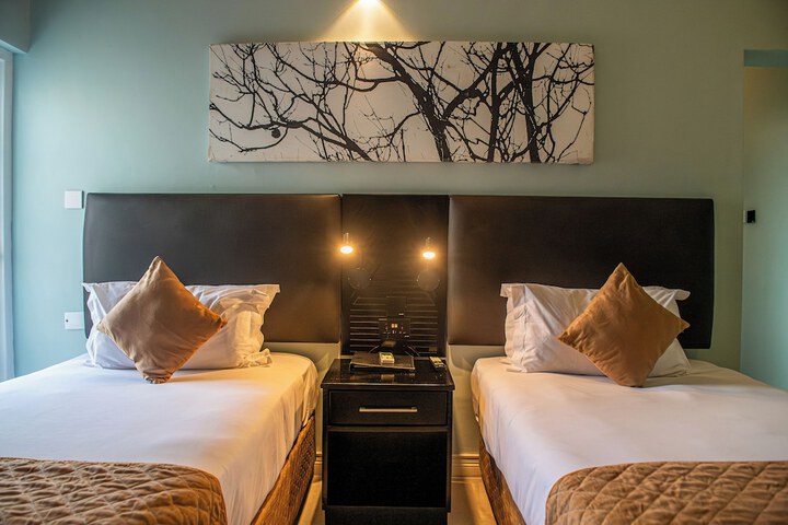 Room 21 of 52