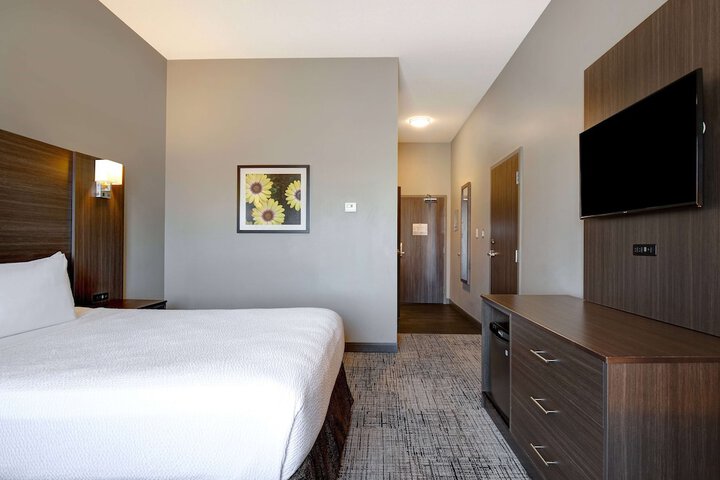 Room 13 of 44