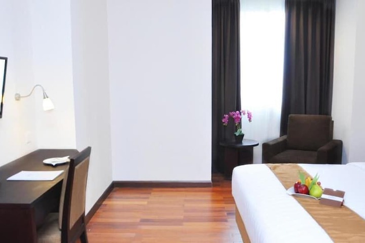Room 7 of 41