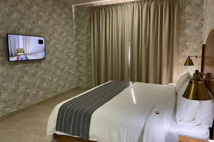 Room 25 of 67