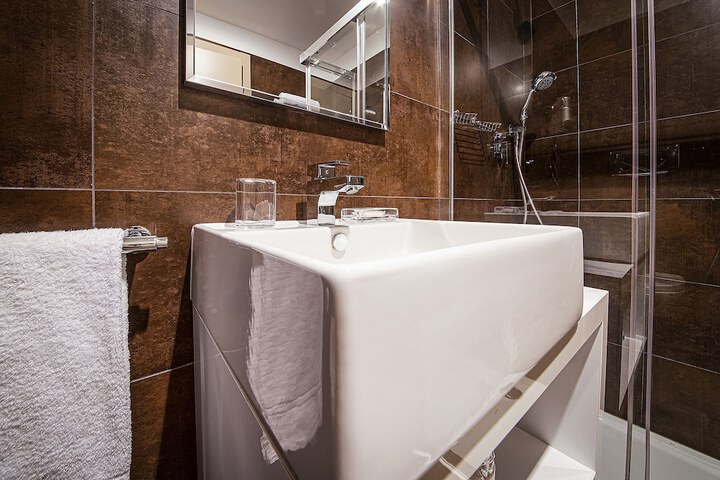 Bath Photo