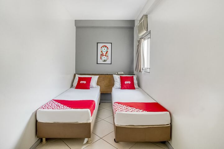 Room 15 of 35