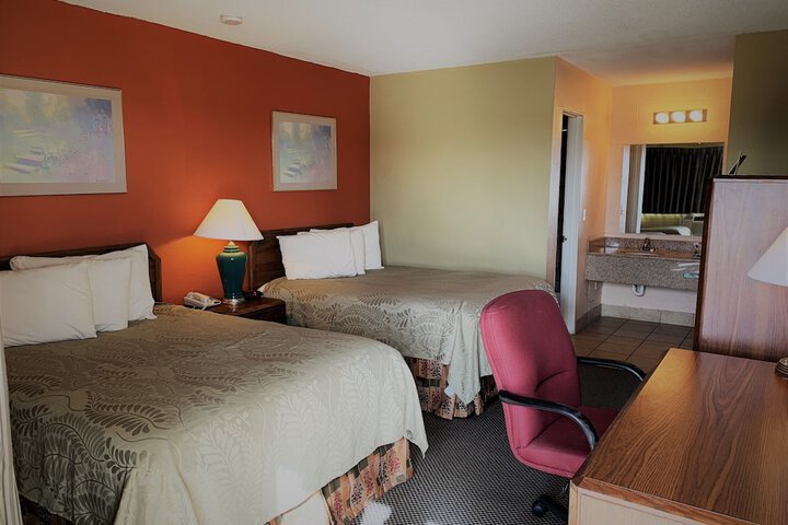 Room 8 of 29