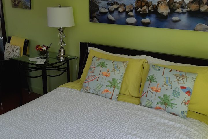 Room 20 of 76