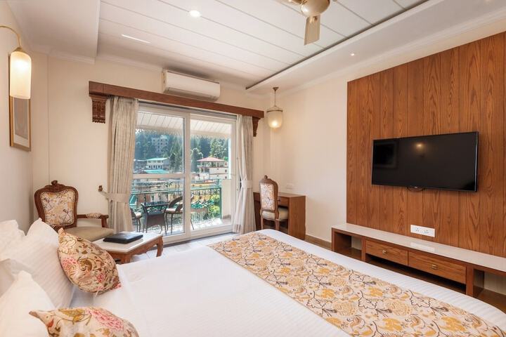 Room 6 of 47
