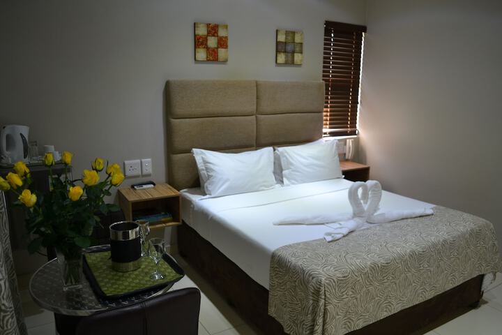 Room 8 of 29