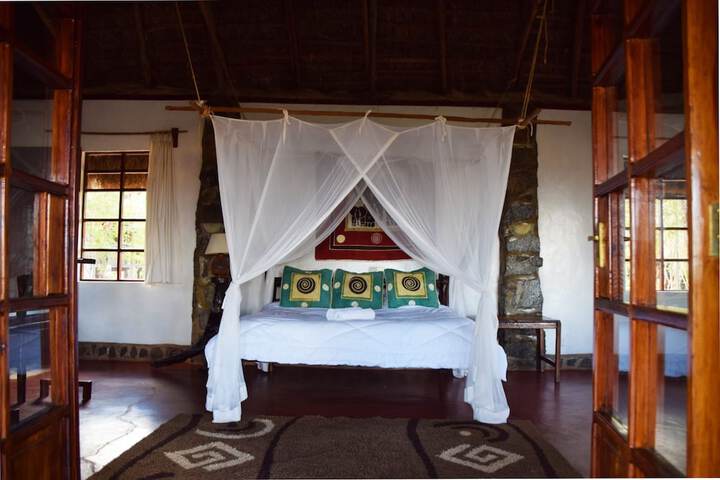 Room 5 of 17