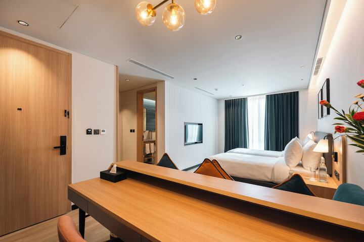 Room 11 of 78
